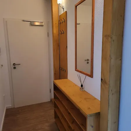 Ferienwohnung Im Dachgeschoss Mit Aufzug Rostock Buitenkant foto